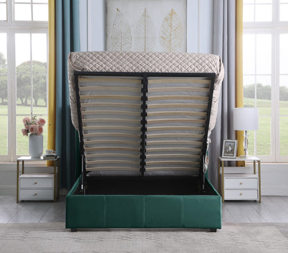Amelia 5' Plus Bed - Green Velvet Fabric