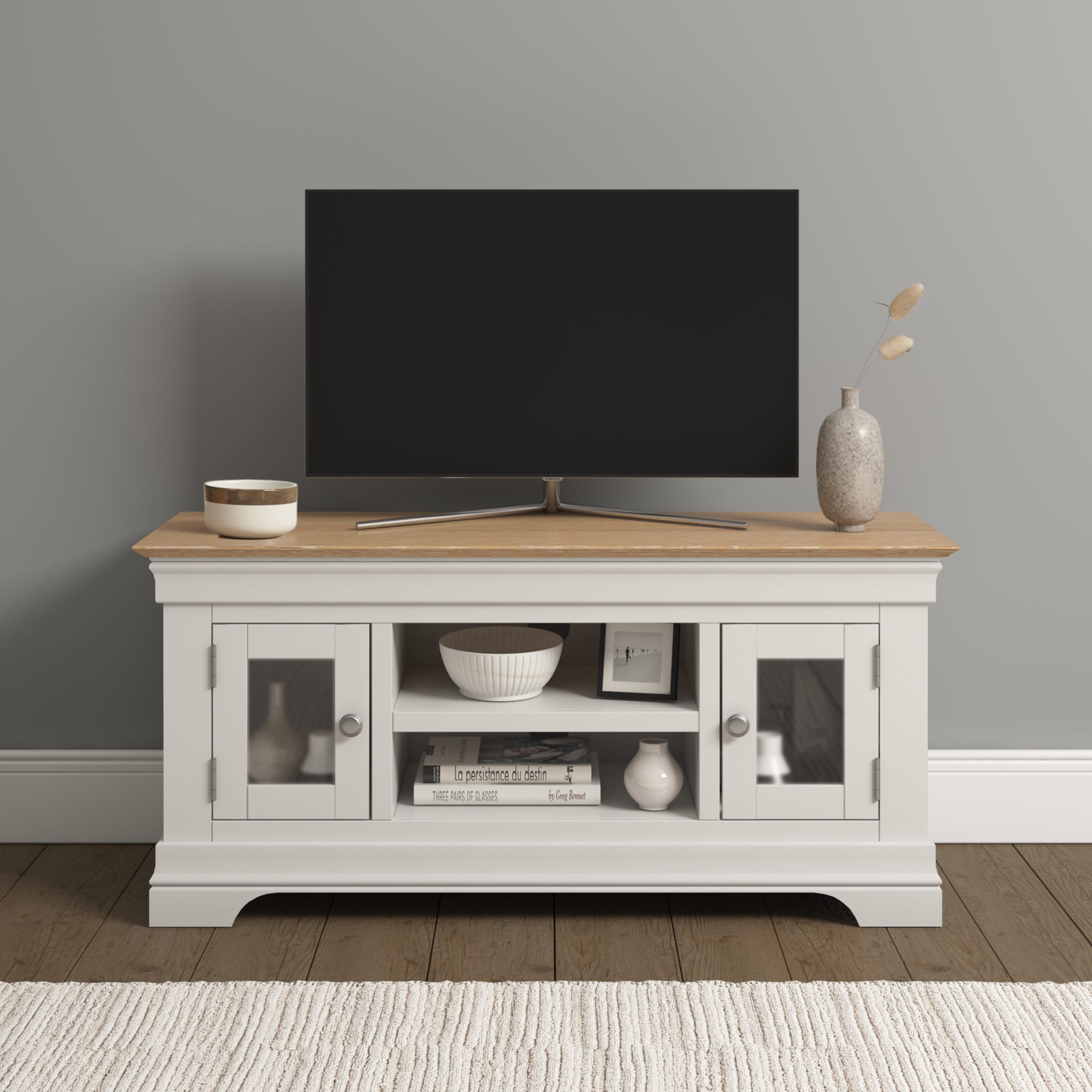 Bordeaux Small Tv Stand - Ivory/Oak