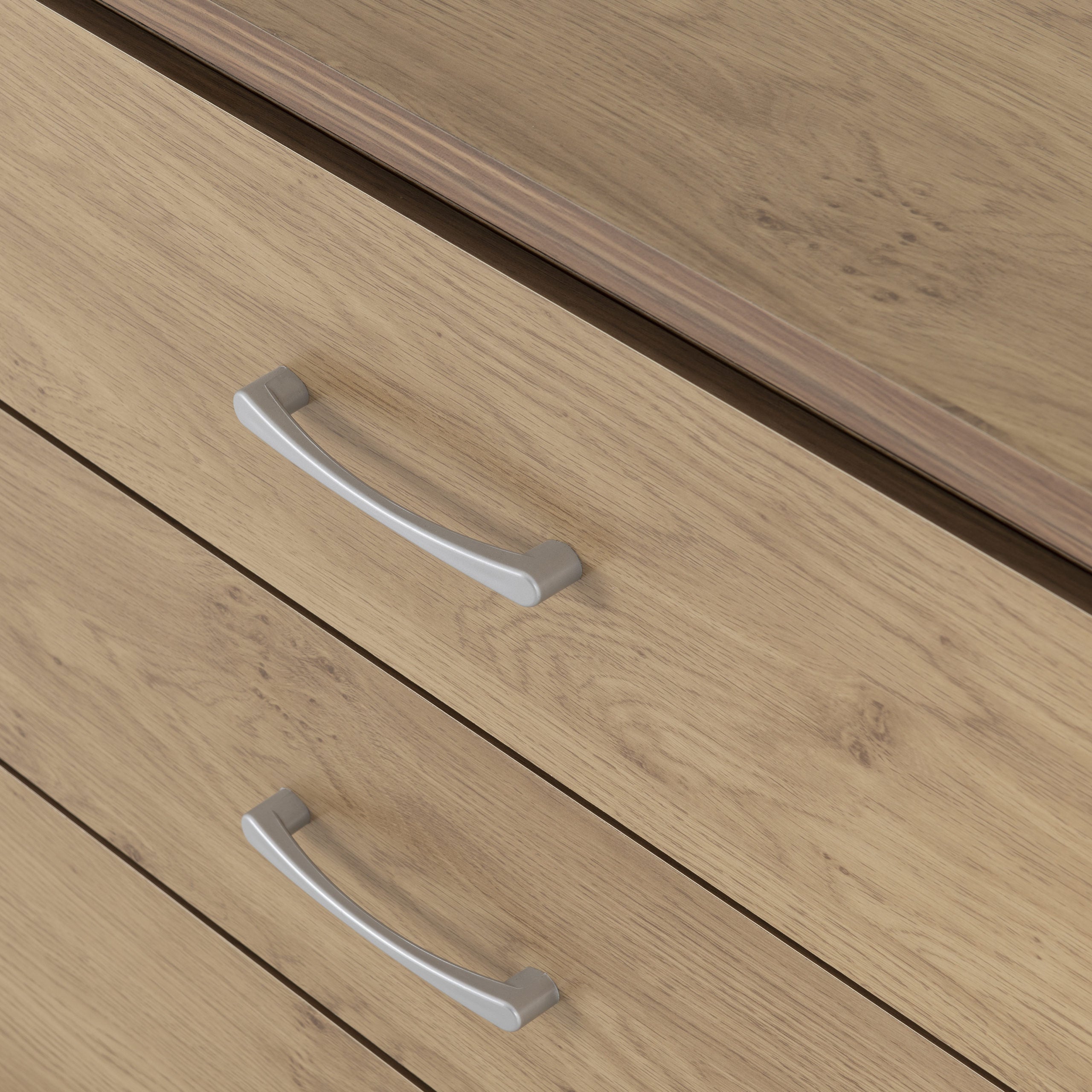 Charles 3 Drawer Chest - Oak Effect Veneer