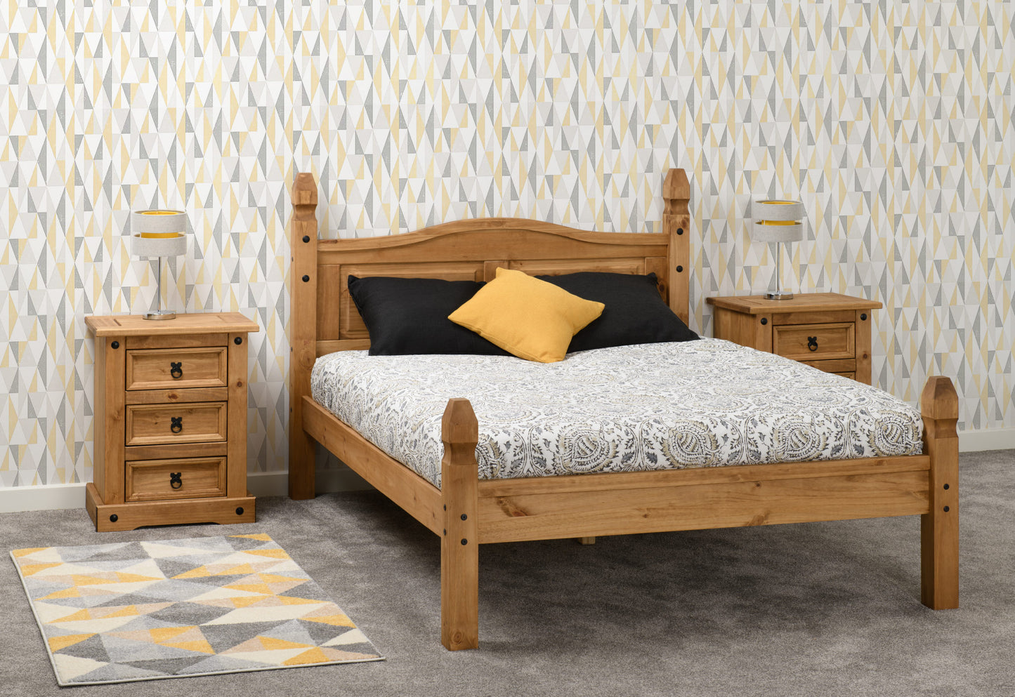 Corona 4'6" Low End Bed - Distressed Waxed Pine
