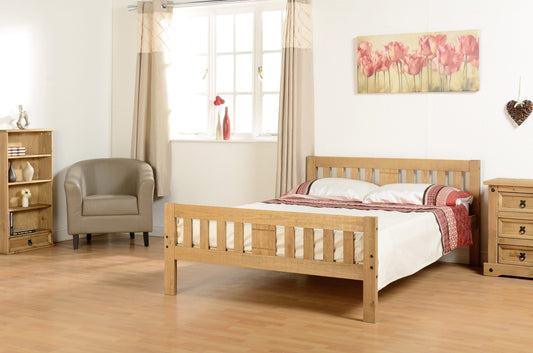 Rio 4'6" Bed - Distressed Waxed Pine