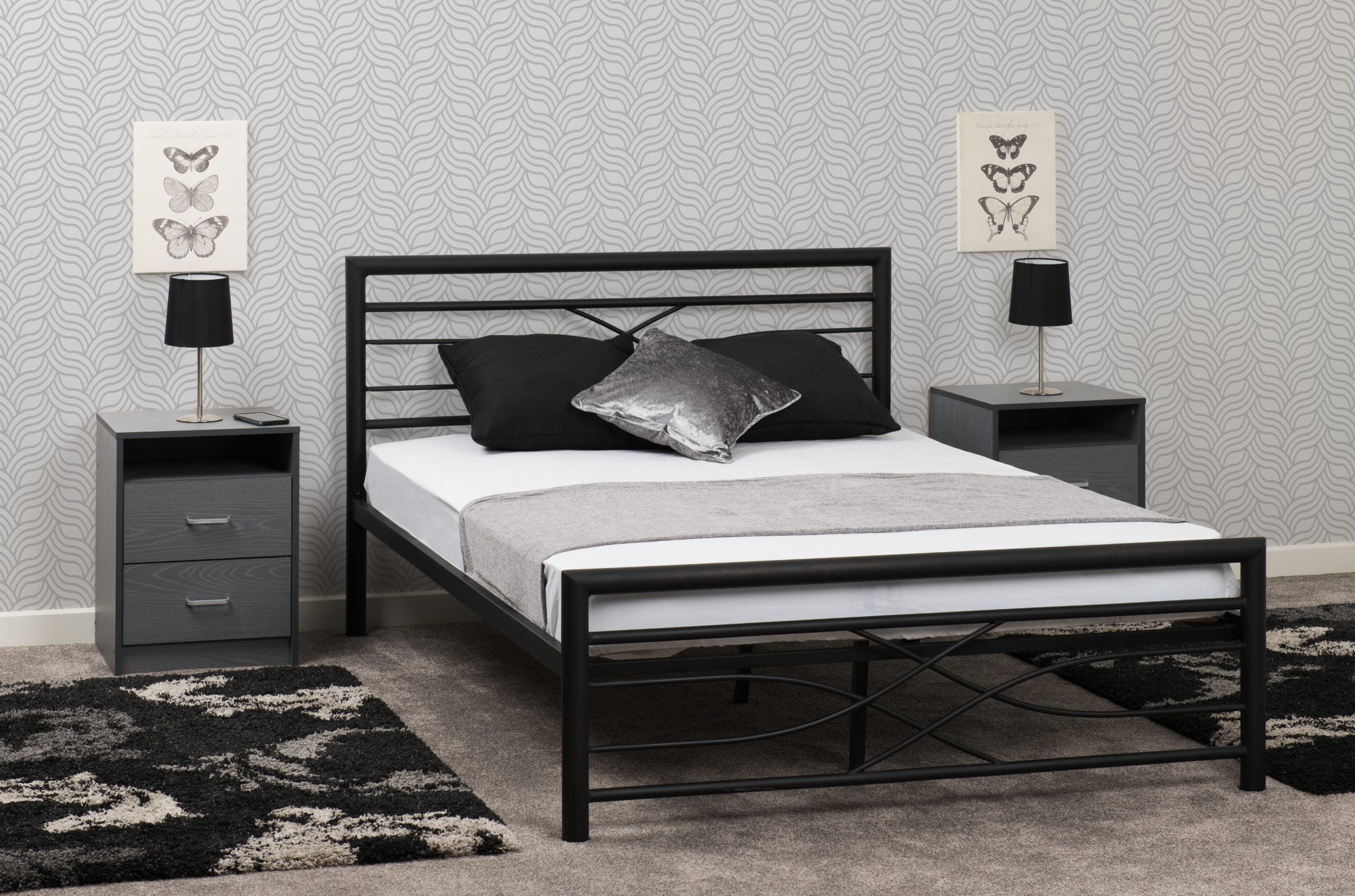 Kelly 5' Bed - Black