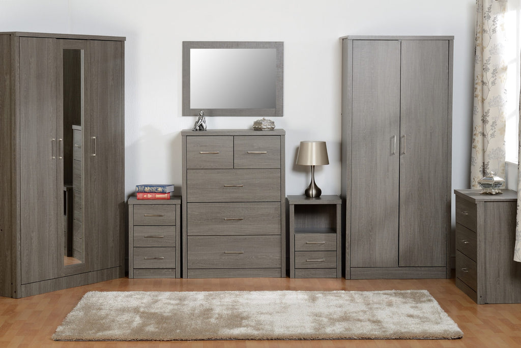 Lisbon 3 Door Wardrobe - Black Wood Grain