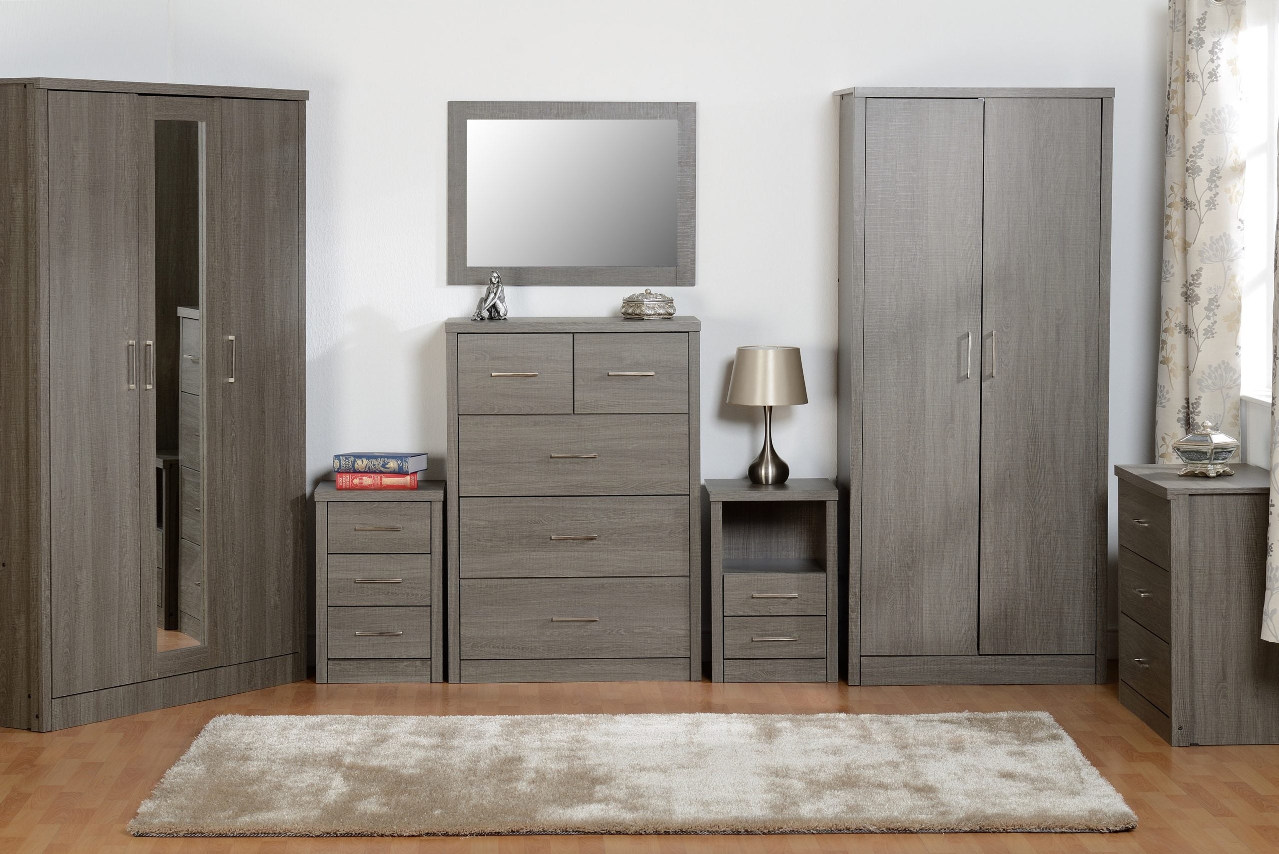 Lisbon 3 Door Wardrobe - Black Wood Grain