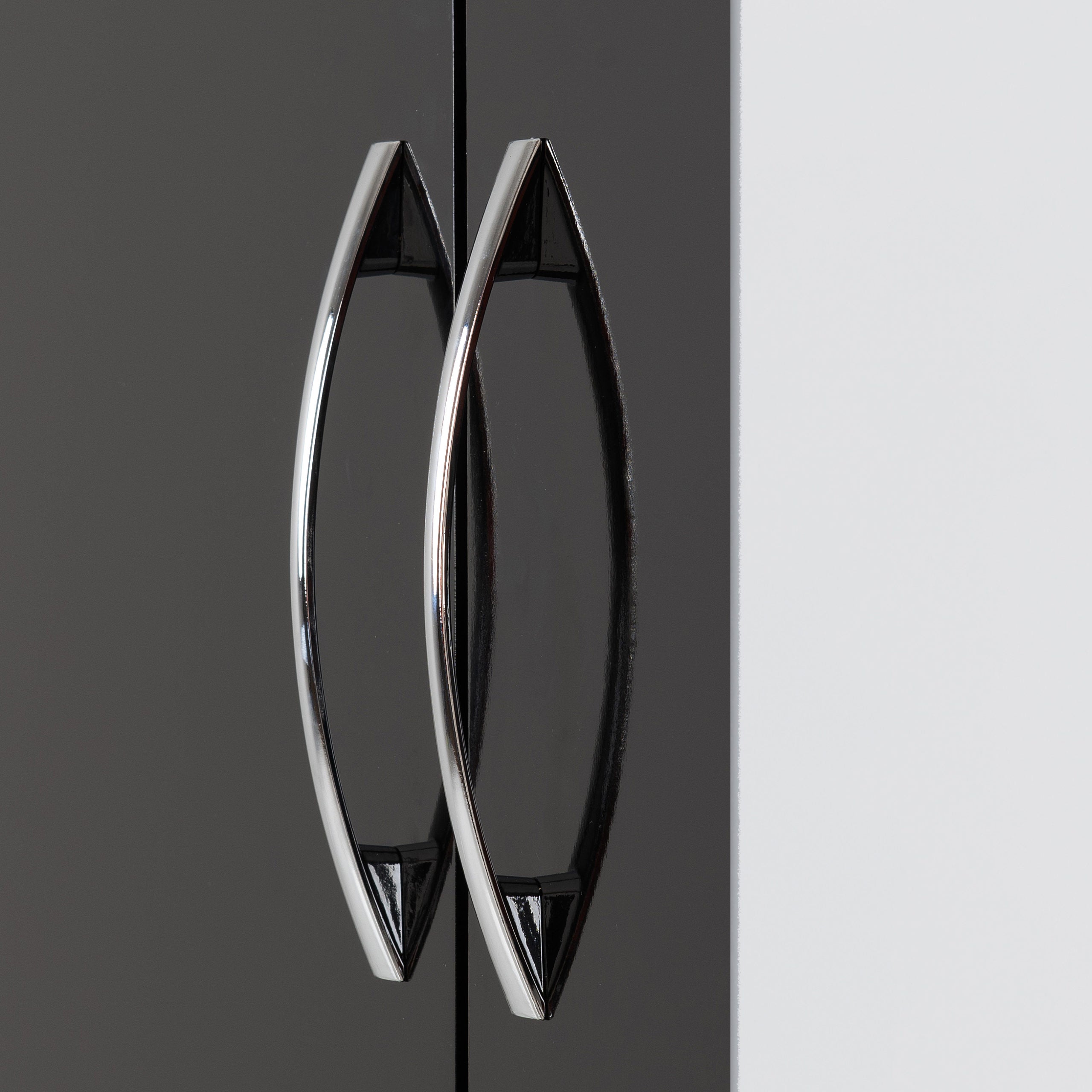 Nevada Mirrored 2 Door Wardrobe - Black Gloss