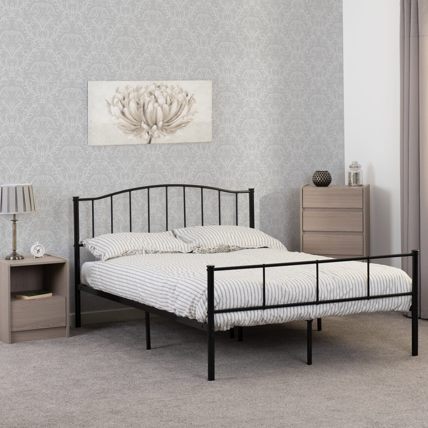 Newton 4'6" Bed - Black