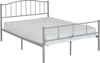 Newton 4'6" Bed - Silver