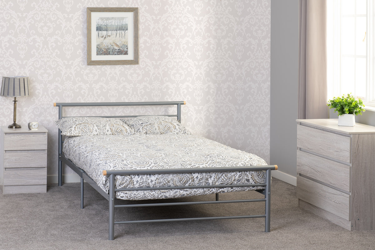 Orion 4' Bed - Silver