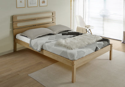 Santana 4'6" Bed - Light Oak/Rattan Effect